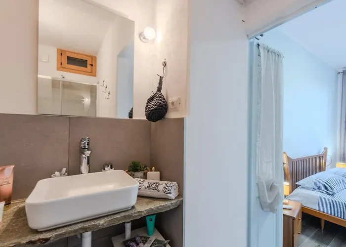 Castagno 1 On The Wayfarer's Path With Ac And Wifi Apartmán *